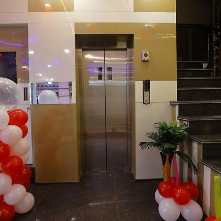 Hotel Bliss Zirakpur Bagian luar foto