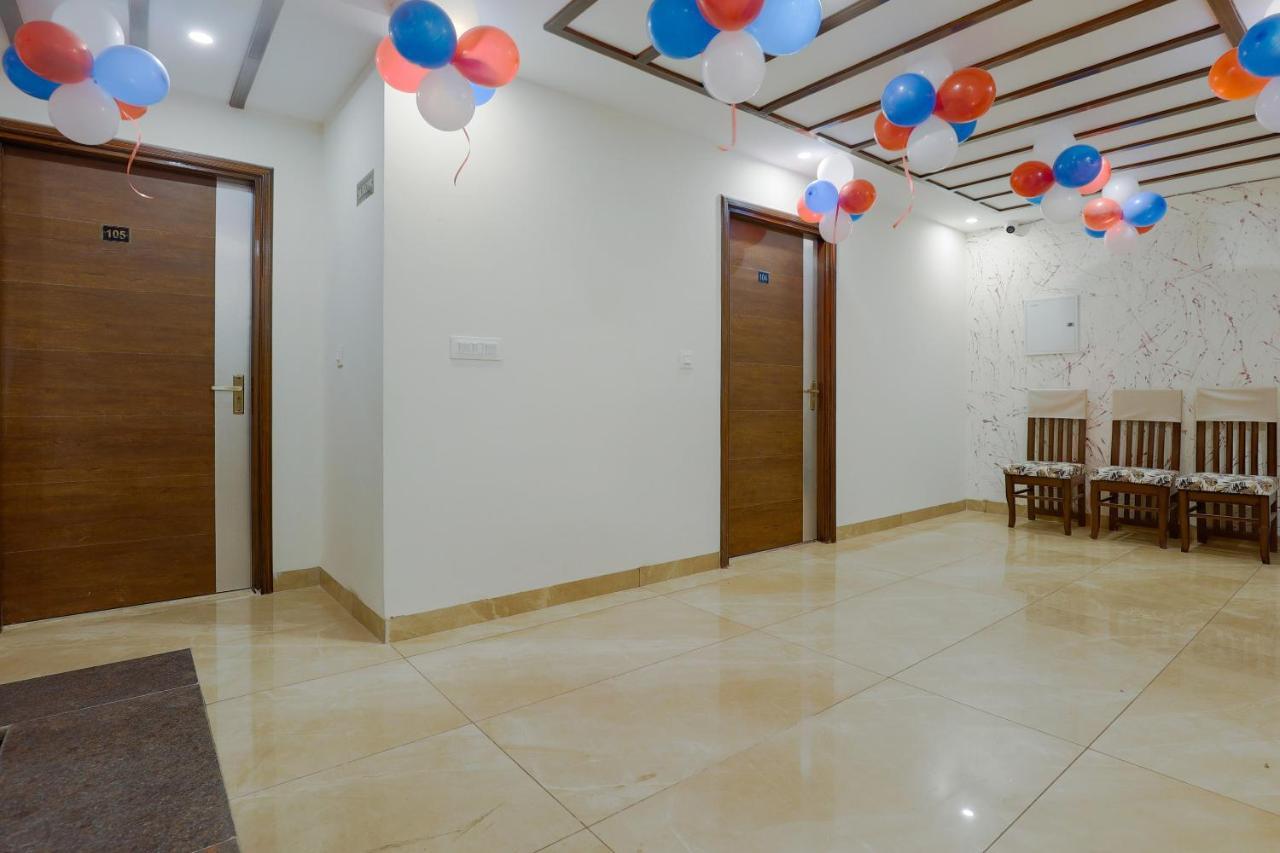 Hotel Bliss Zirakpur Bagian luar foto