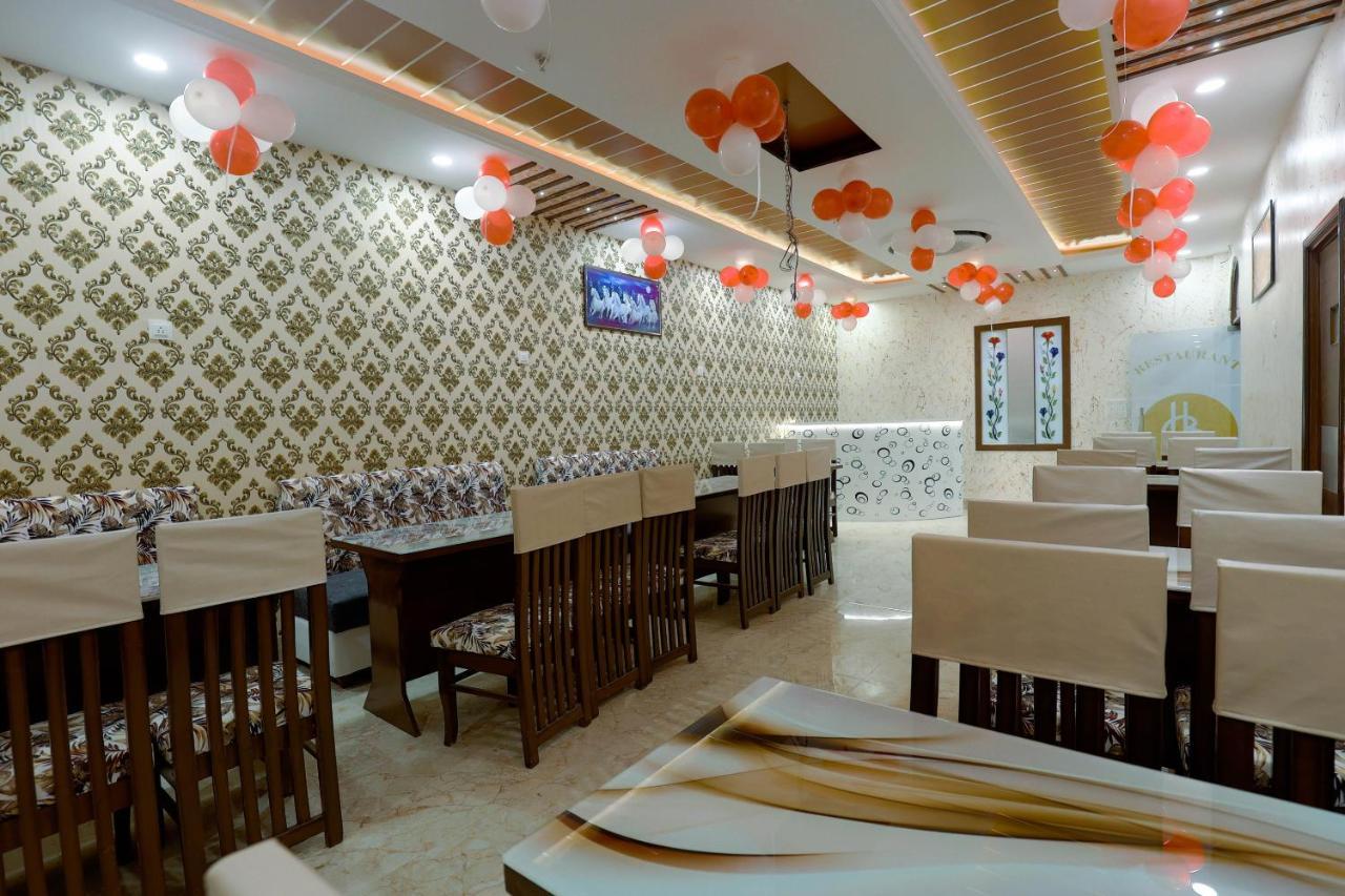 Hotel Bliss Zirakpur Bagian luar foto