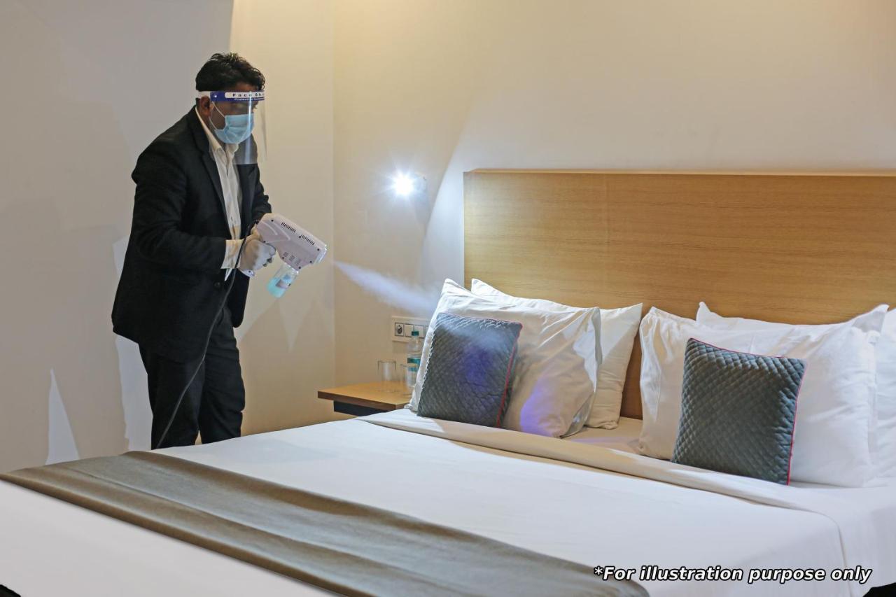 Hotel Bliss Zirakpur Bagian luar foto